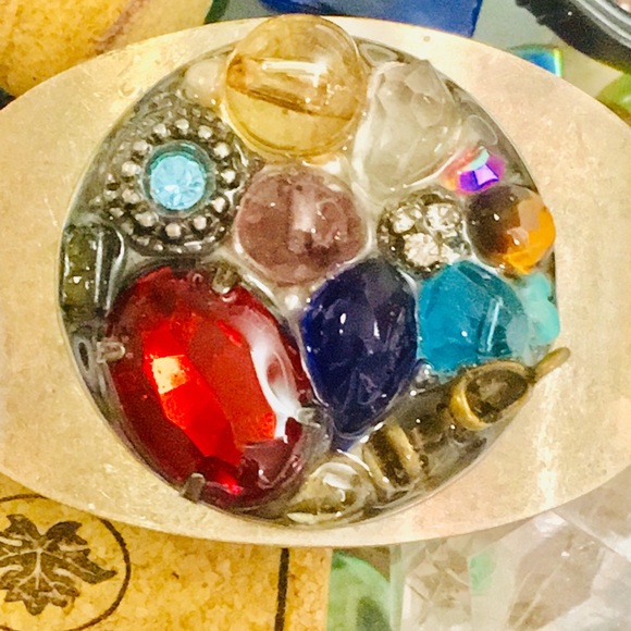 Night on the Town cuff resin statement bracelet - Picture 3 of 3